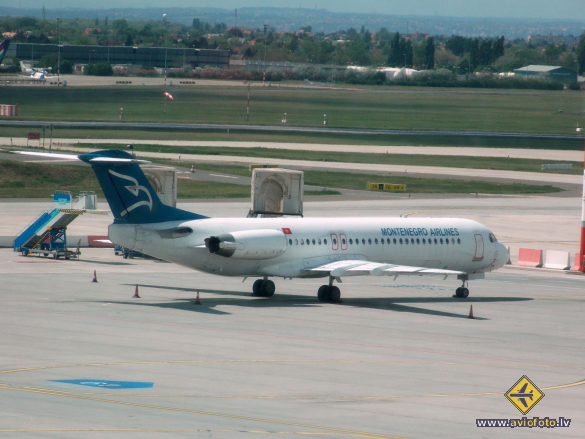 Fokker 100 (F-28-0100)
